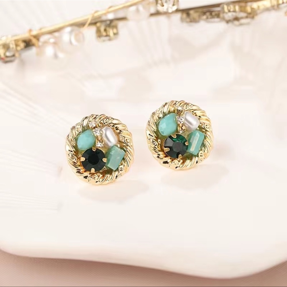 New Elegant Emerald Pearl Jade Gold 18k plated Earrings